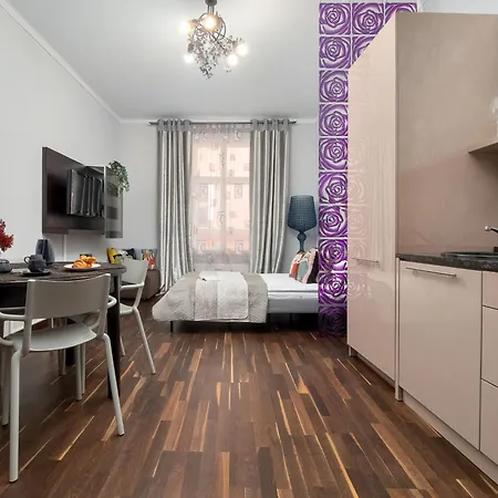 Tasteful Studio Near The Center In Poznan Golebia 3 By Heyrent *