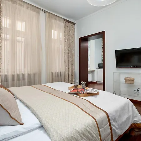 Tasteful Studio Near The Center In Poznan Golebia 3 By Heyrent Apartment Posen